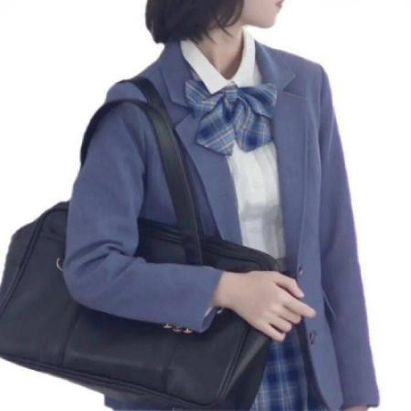 绯村剑心（原名：绯村心太；身份：飞天御剑流十四代传人、“刽子手拔刀斋”） - 手机端流畅在线观看 - 网络直播